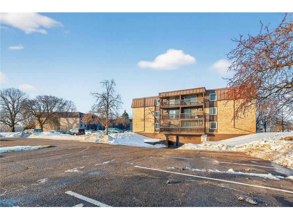 4207 Lakeside Avenue N #137 Brooklyn Center MN 55429 7004349 image25