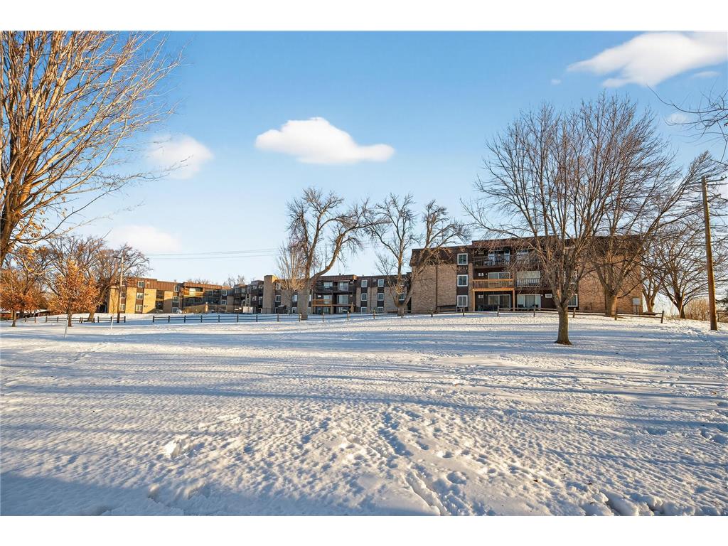 4207 Lakeside Avenue N #137 Brooklyn Center MN 55429 7004349 image31