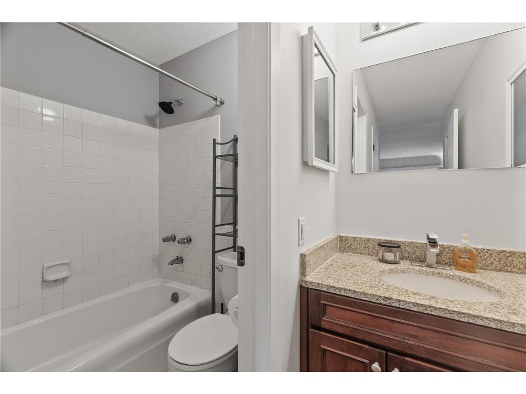 4207 Lakeside Avenue N #328 Brooklyn Center MN 55429 7068780 image21