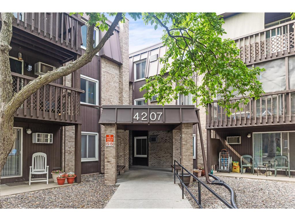 4207 Lakeside Avenue N #328 Brooklyn Center MN 55429 7068780 image4