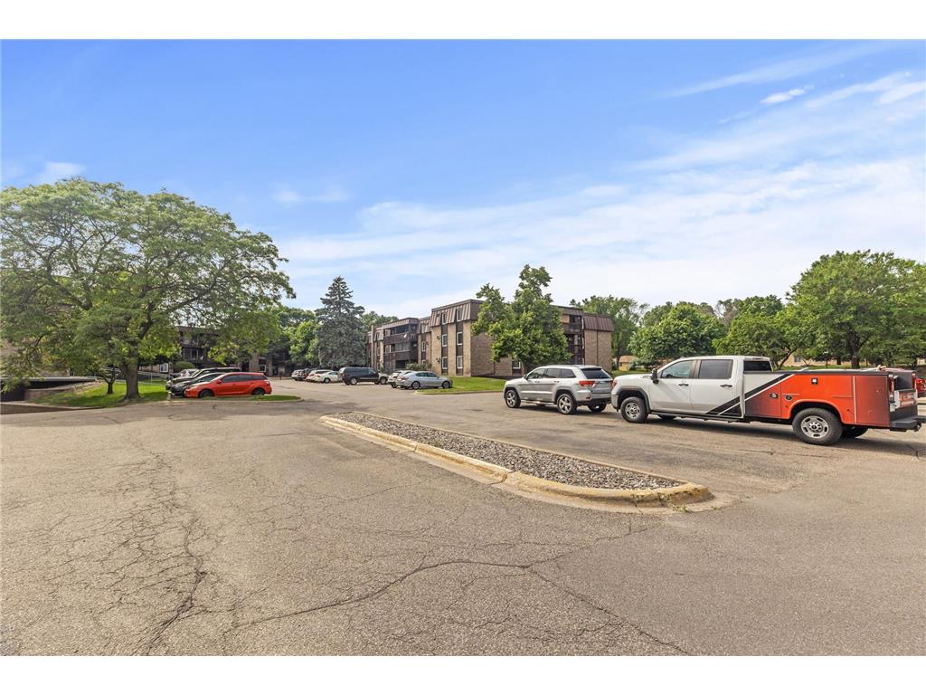 4207 Lakeside Avenue N #328 Brooklyn Center MN 55429 7068780 image42