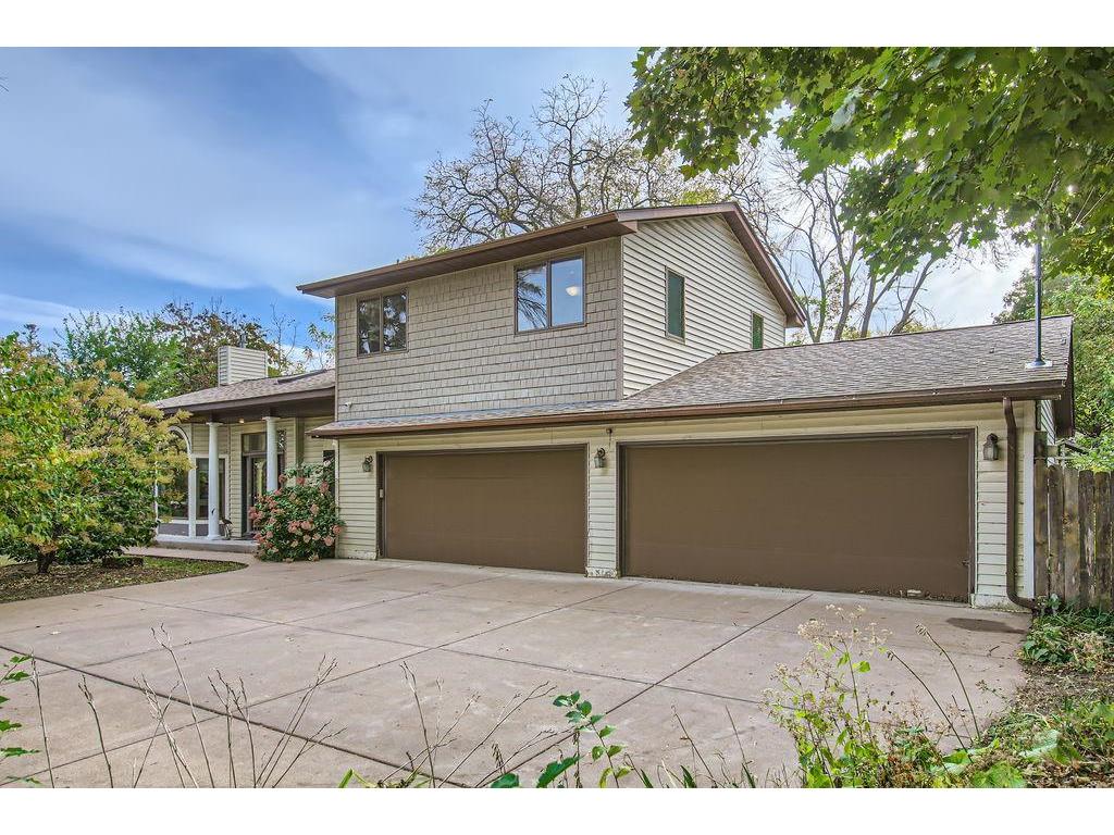 4208 Lakewood Avenue White Bear Twp MN 55110 - White Bear 6574051 image1