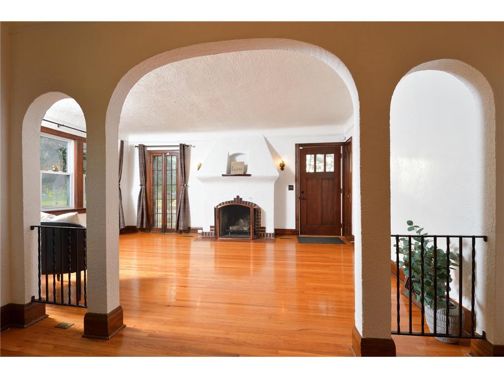 4209 Xerxes Avenue S Minneapolis MN 55410 6610067 image1