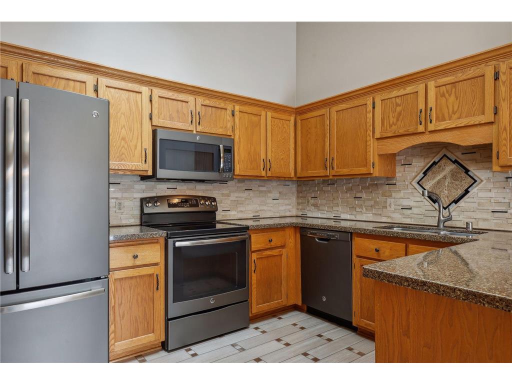 4209 Yew Point Eagan MN 55122 6506980 image1