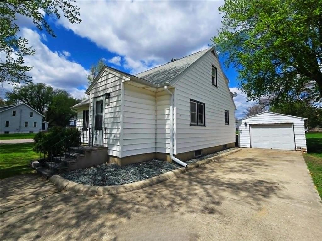 421 2nd Street SW New Richland MN 56072 7064946 image2