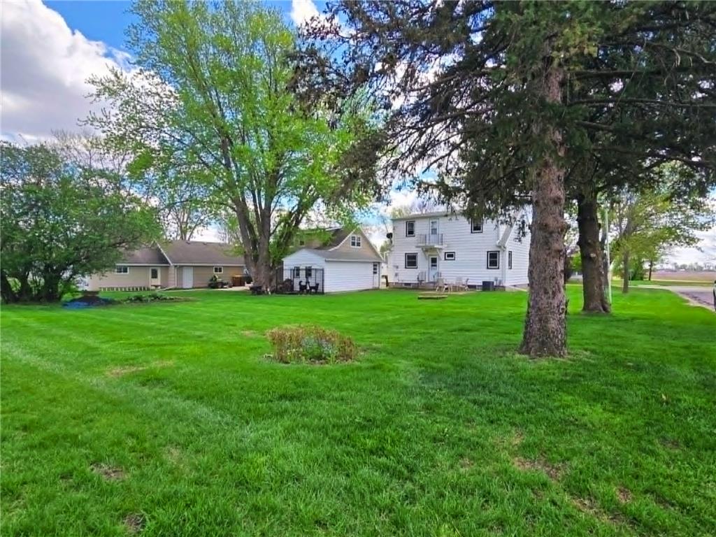 421 2nd Street SW New Richland MN 56072 7064946 image4