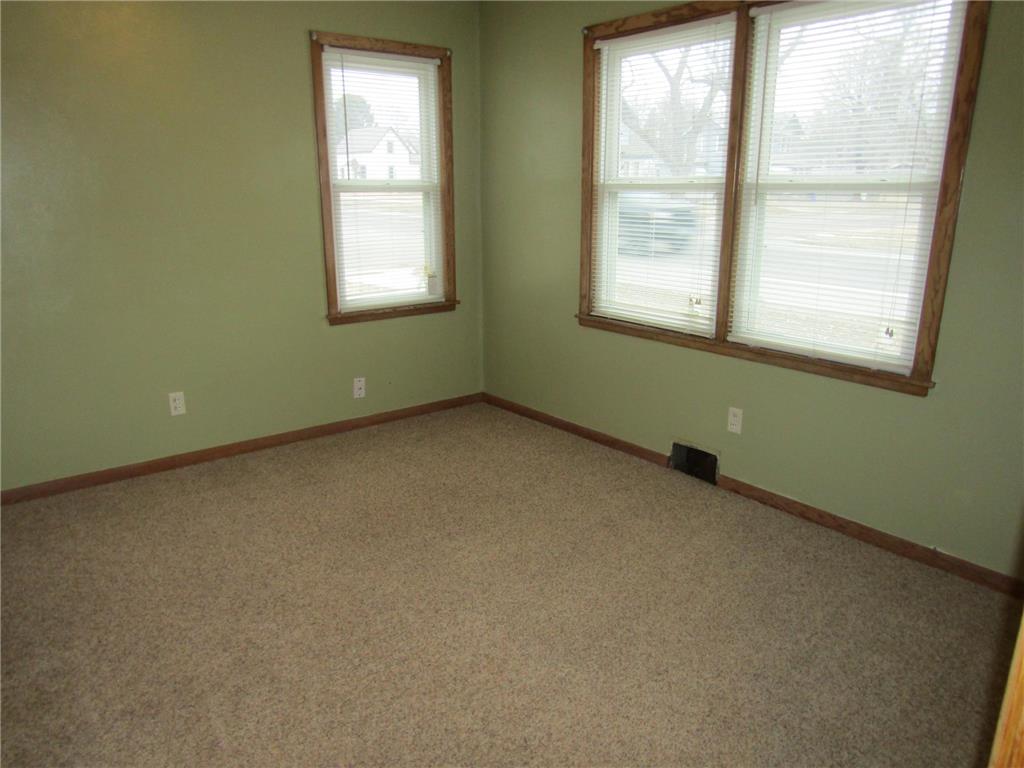 421 8th Avenue Madison MN 56256 6822408 image16