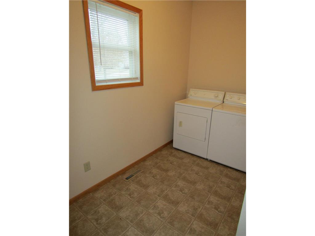 421 8th Avenue Madison MN 56256 6822408 image23