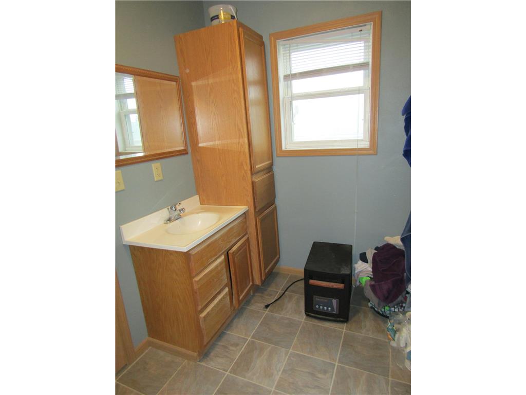 421 8th Avenue Madison MN 56256 6822408 image34