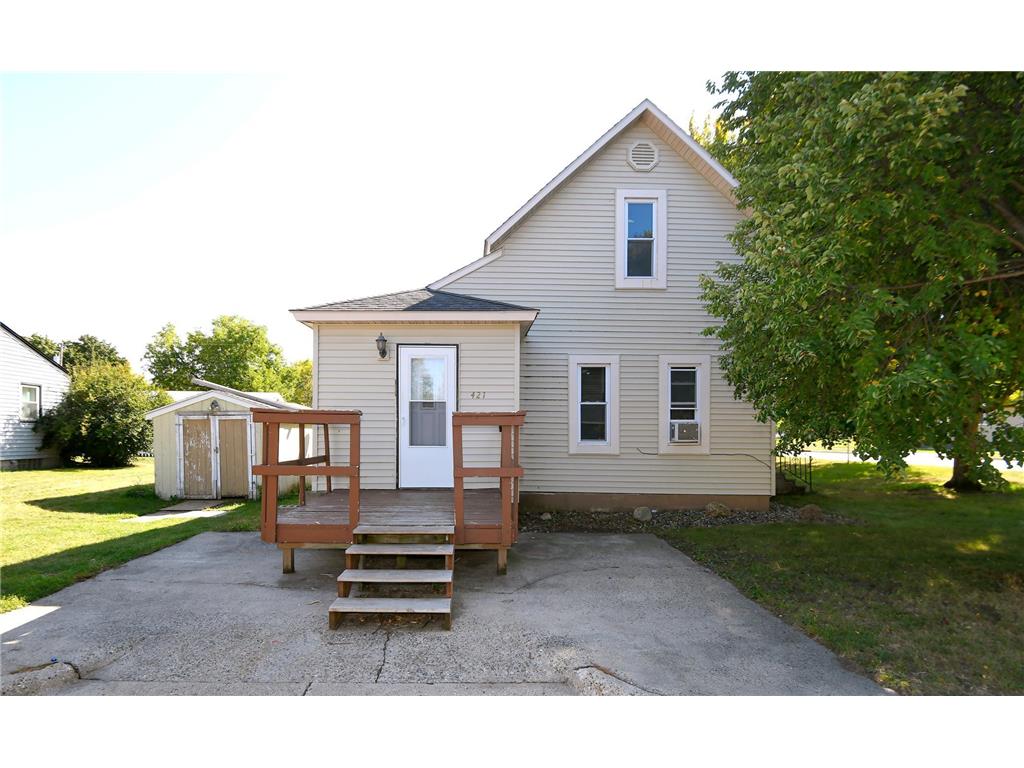 421 Birch Avenue N New Richland MN 56072 6435900 image1