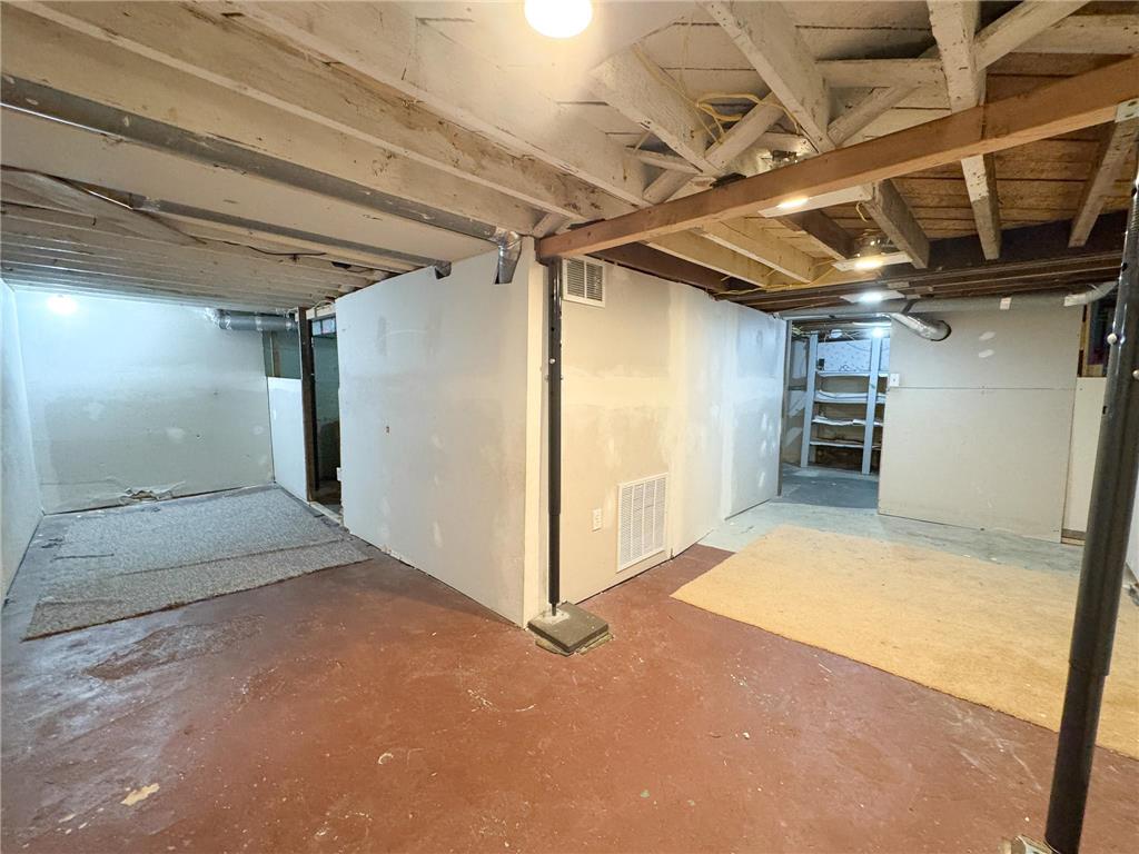 421 Bowling Avenue Detroit Lakes MN 56501 7088715 image27