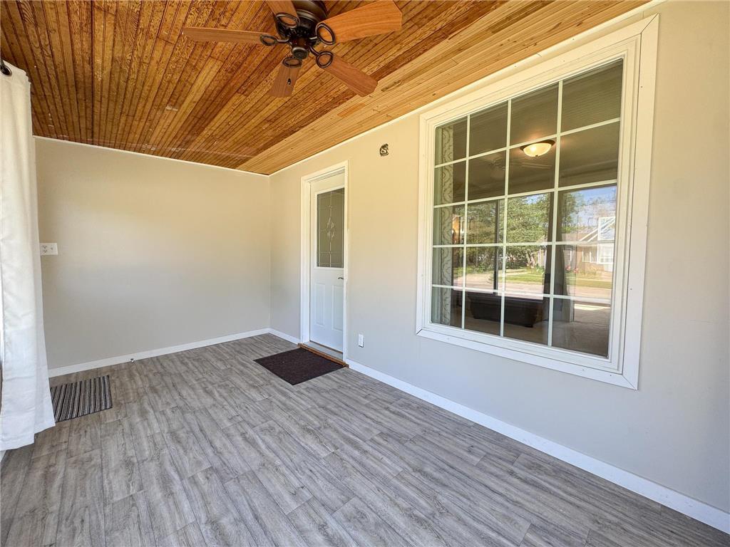 421 Bowling Avenue Detroit Lakes MN 56501 7088715 image3