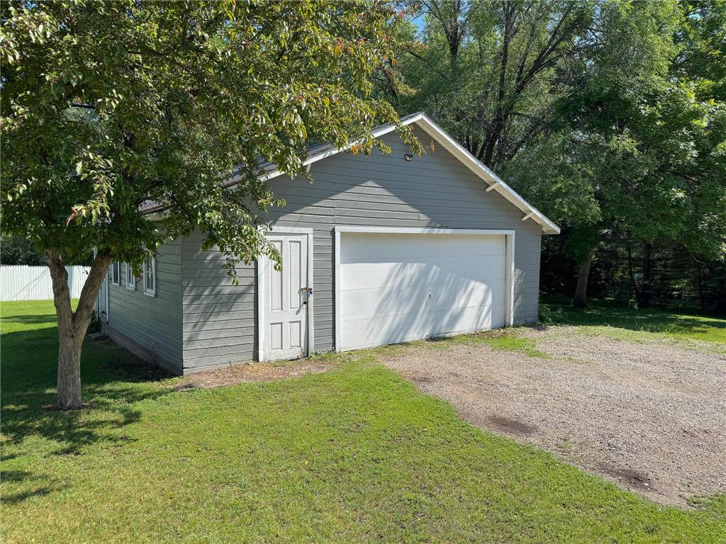 421 Bowling Avenue Detroit Lakes MN 56501 7088715 image31