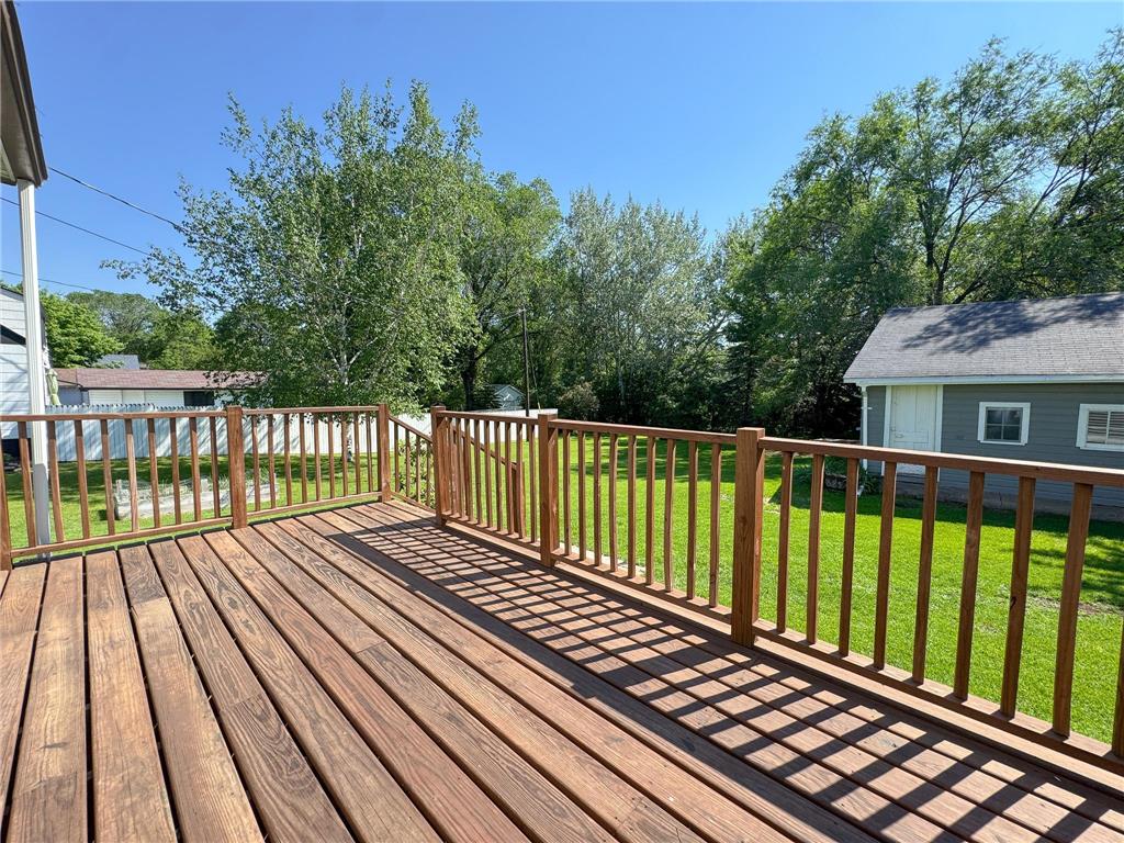 421 Bowling Avenue Detroit Lakes MN 56501 7088715 image37