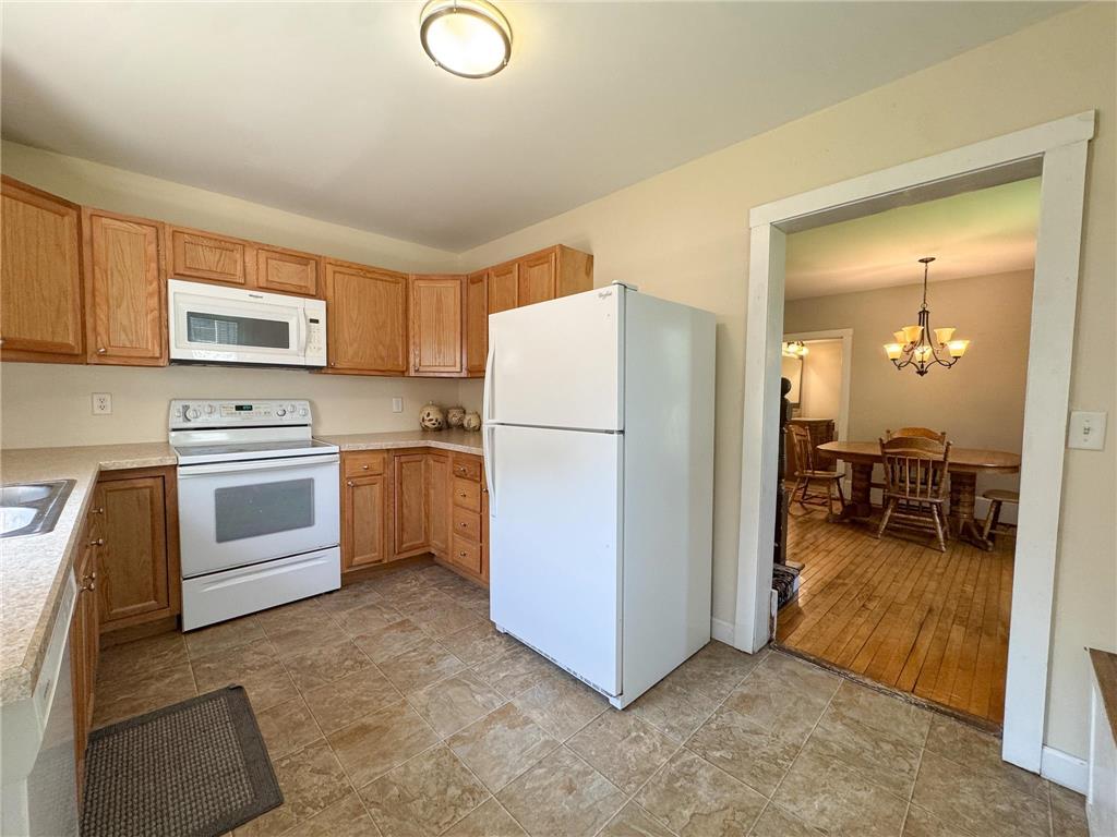 421 Bowling Avenue Detroit Lakes MN 56501 7088715 image9