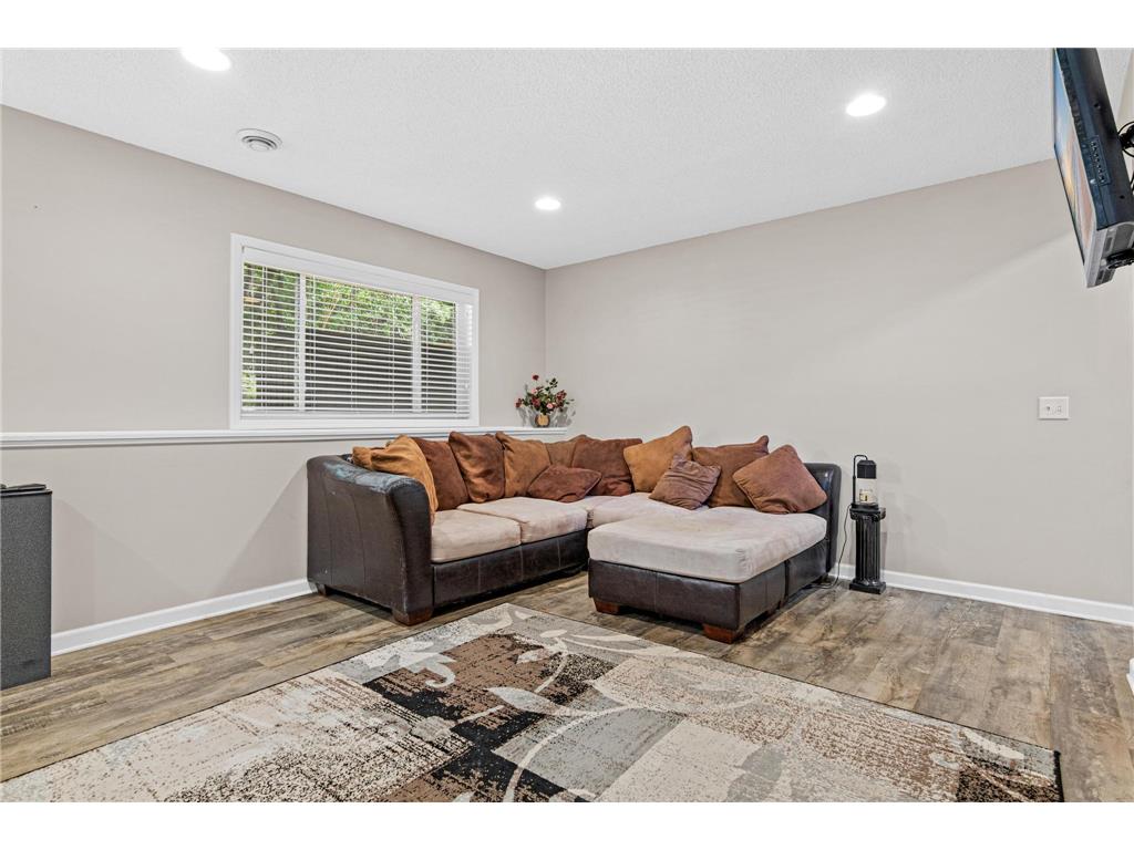 421 E Lake Street Waconia MN 55387 - Waconia 7075423 image15
