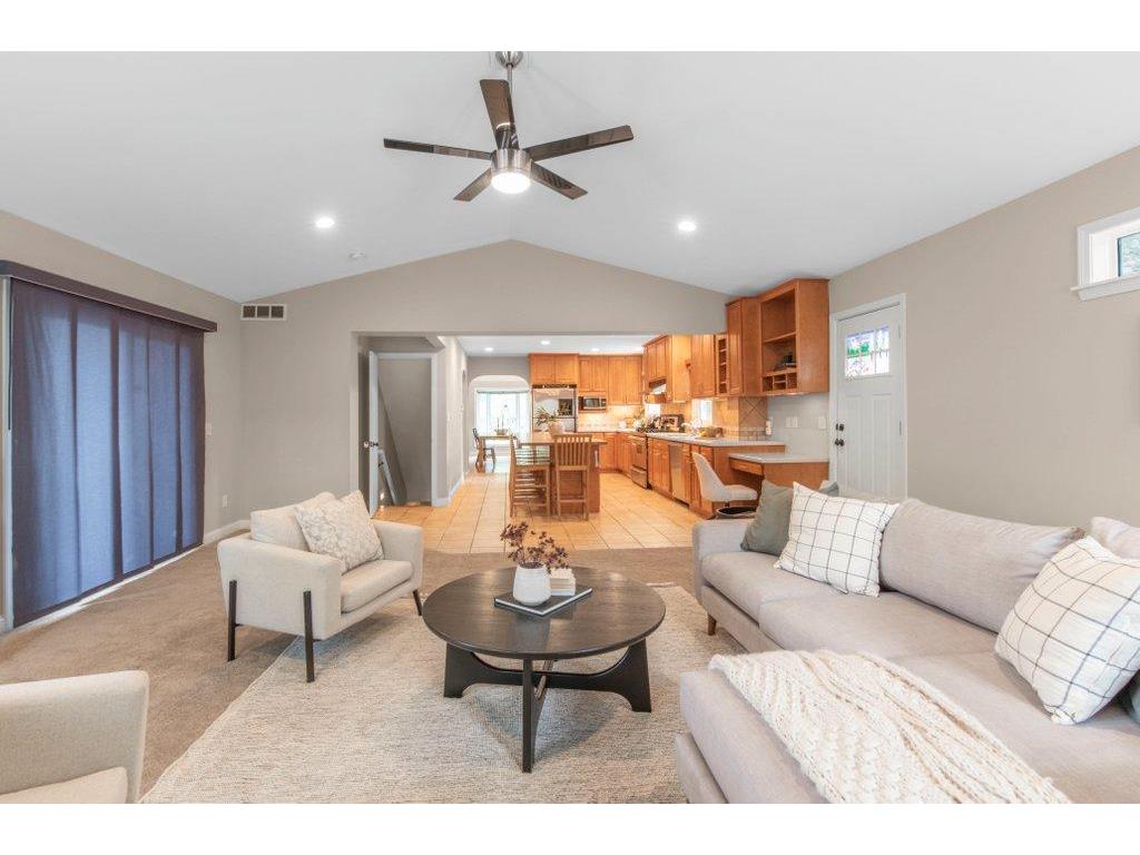 421 France Avenue N Golden Valley MN 55422 6437084 image1