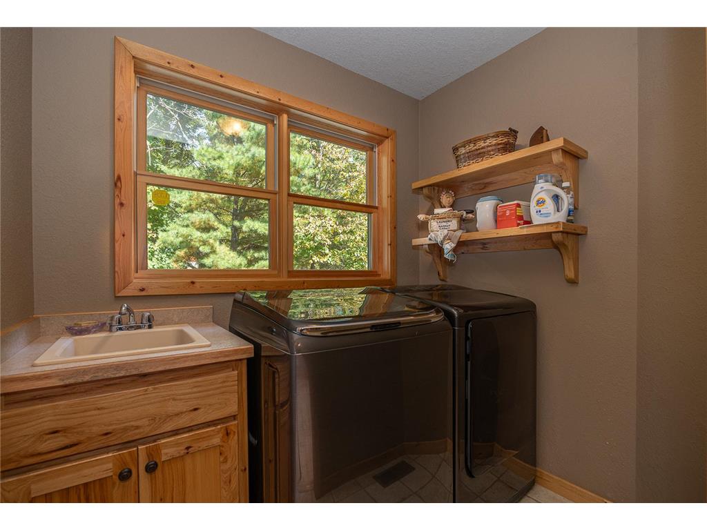 421 Goshawk Lane NW Hackensack MN 56452 - Woman 7088258 image12