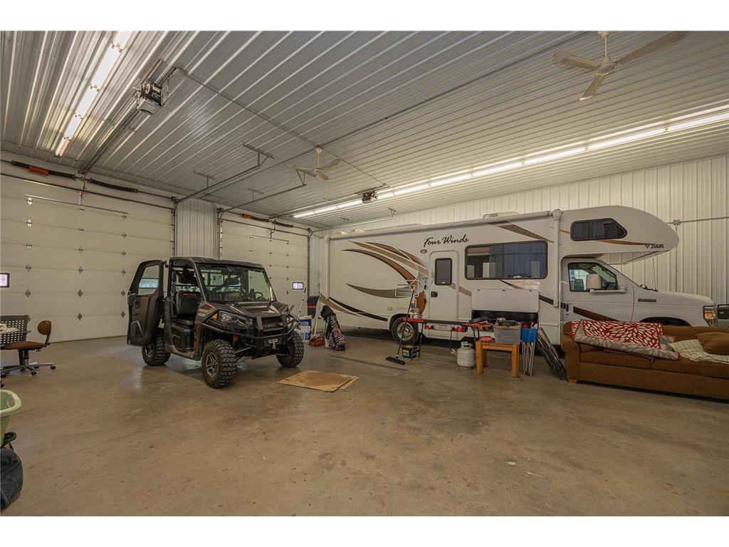 421 Goshawk Lane NW Hackensack MN 56452 - Woman 7088258 image34