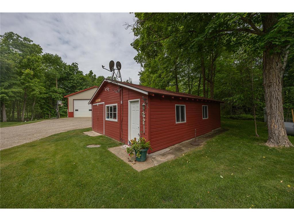 421 Goshawk Lane NW Hackensack MN 56452 - Woman 7088258 image36