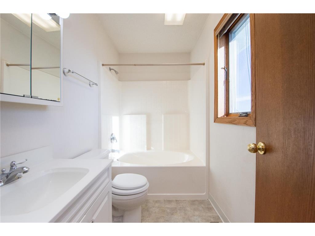 421 Lind Boulevard Harwood ND 58042 7108334 image25