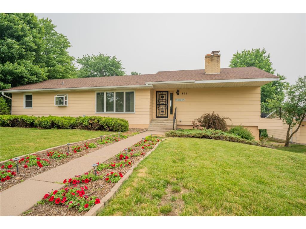 421 Morris Street, Chippewa Falls, WI, 54729 MLS 6381296 Edina Realty