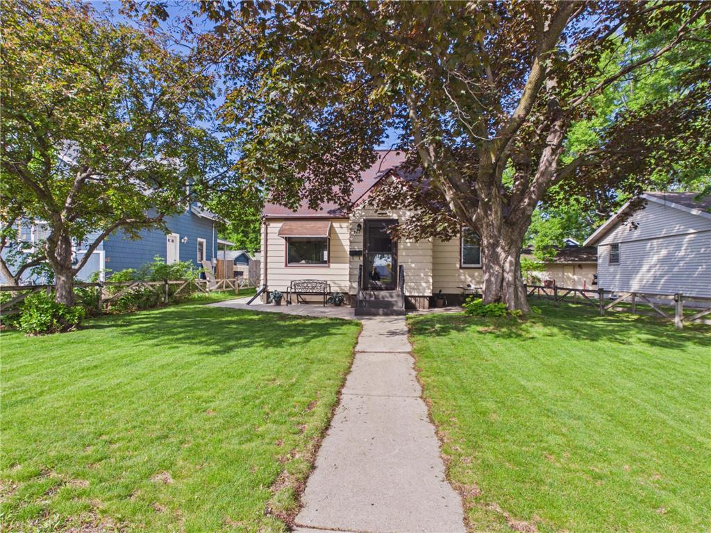 421 Raymond Avenue NE Saint Cloud MN 56304 7084039 image2