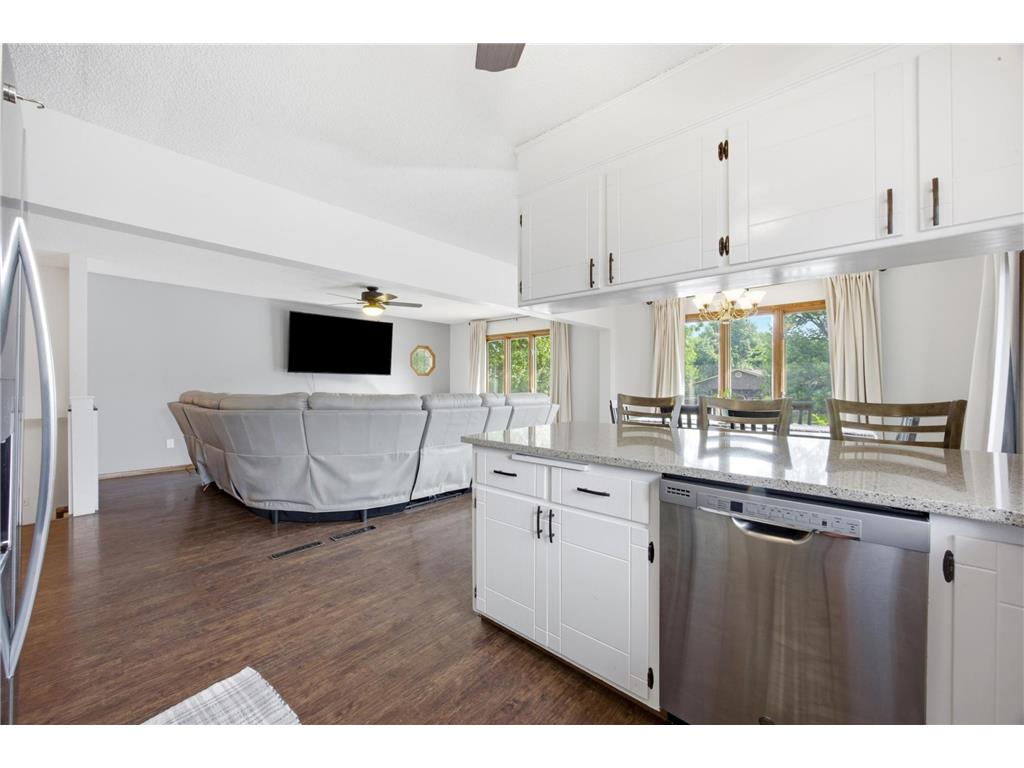 421 Rensvold Boulevard Moorhead MN 56560 7091087 image6