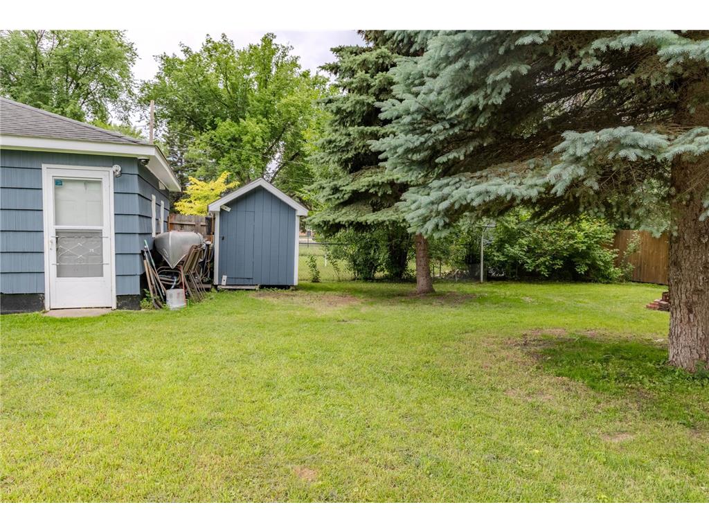 421 S 18th Street S Moorhead MN 56560 7105748 image12