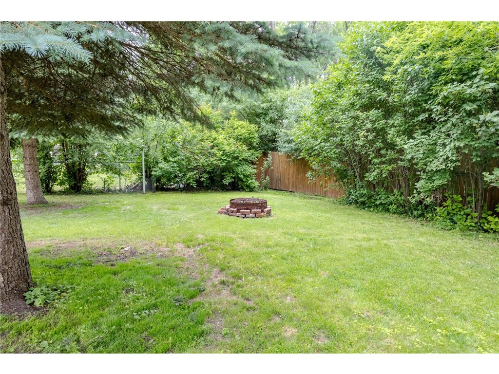 421 S 18th Street S Moorhead MN 56560 7105748 image13