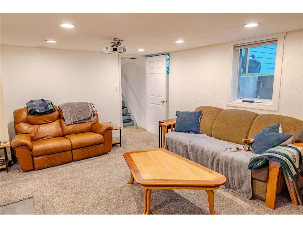 421 S 18th Street S Moorhead MN 56560 7105748 image37