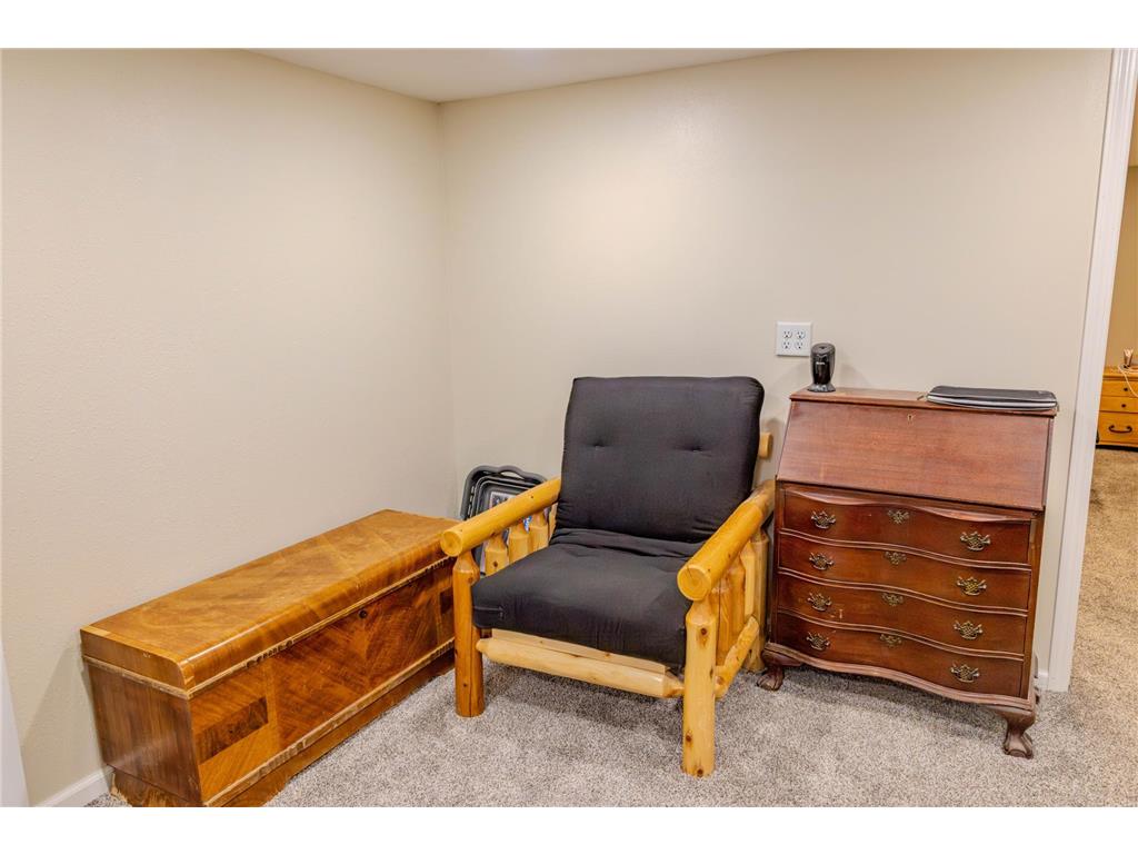 421 S 18th Street S Moorhead MN 56560 7105748 image40