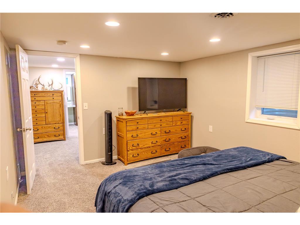 421 S 18th Street S Moorhead MN 56560 7105748 image43