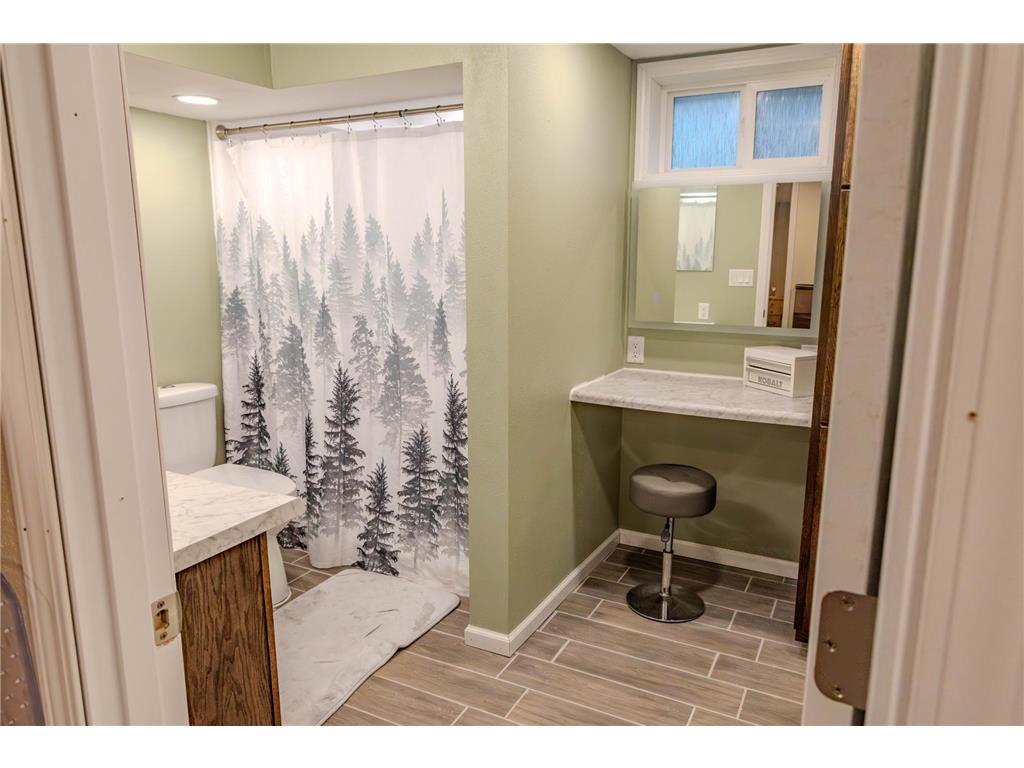 421 S 18th Street S Moorhead MN 56560 7105748 image45
