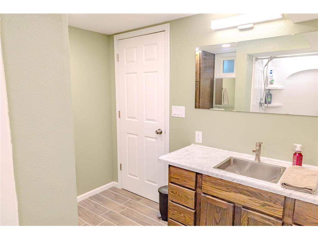421 S 18th Street S Moorhead MN 56560 7105748 image49