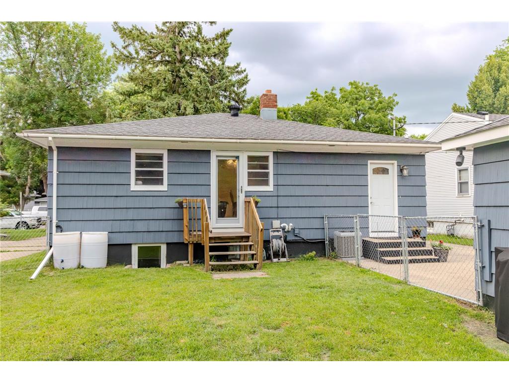 421 S 18th Street S Moorhead MN 56560 7105748 image5