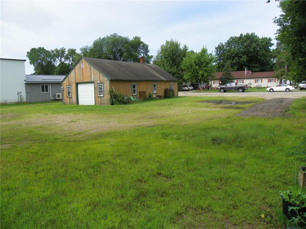 421 S Chandler Avenue Litchfield MN 55355 6759418 image1