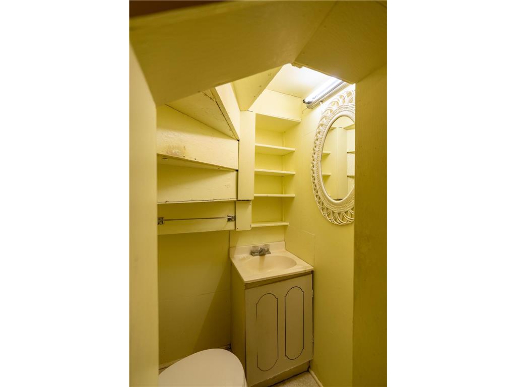 421 S Moore Street Blue Earth MN 56013 6743542 image16