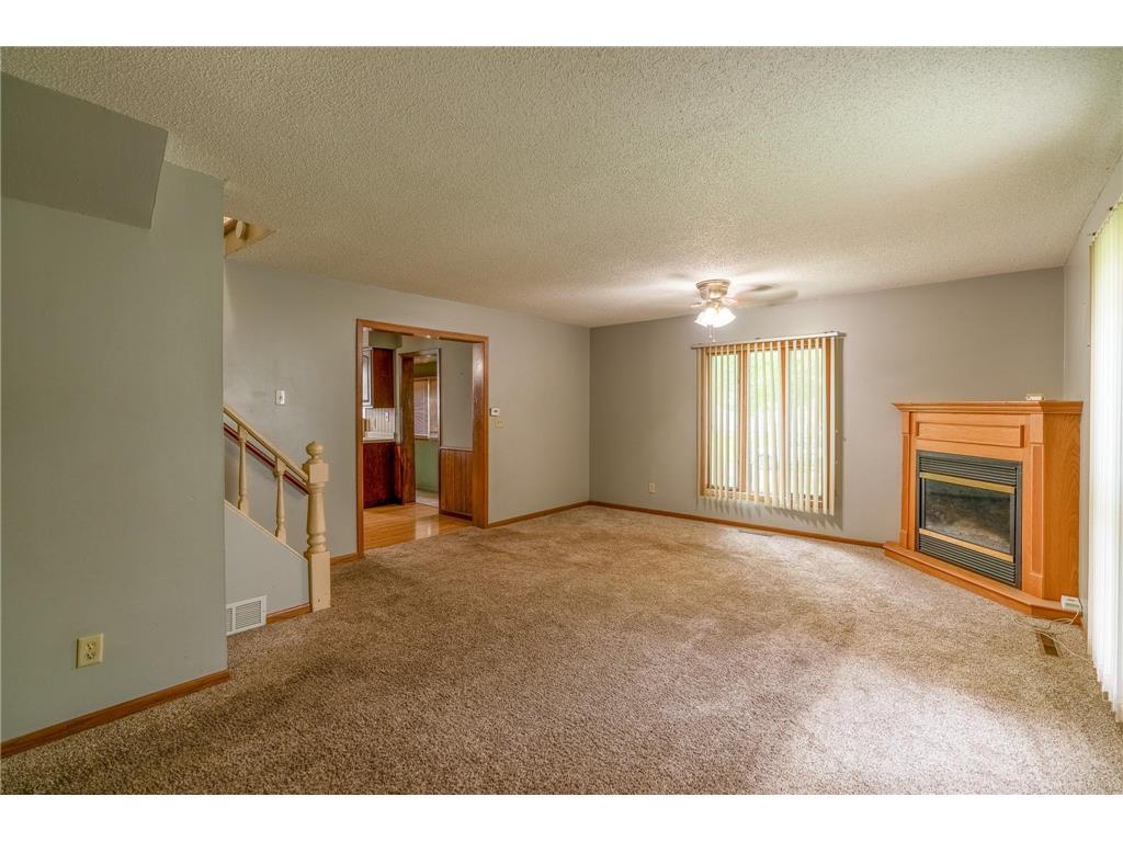 421 S Moore Street Blue Earth MN 56013 6743542 image17