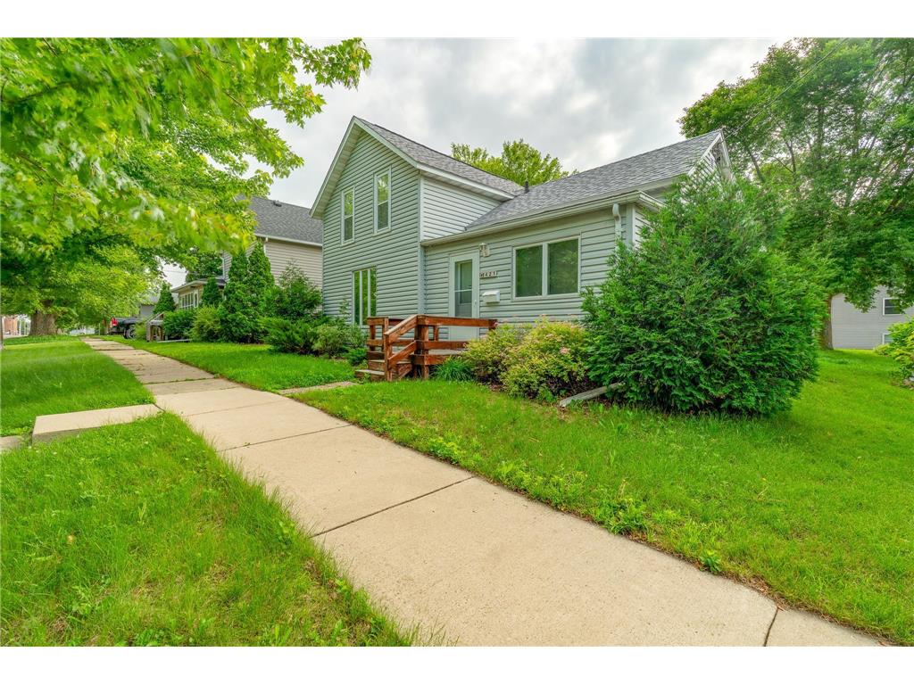 421 S Moore Street Blue Earth MN 56013 6743542 image3