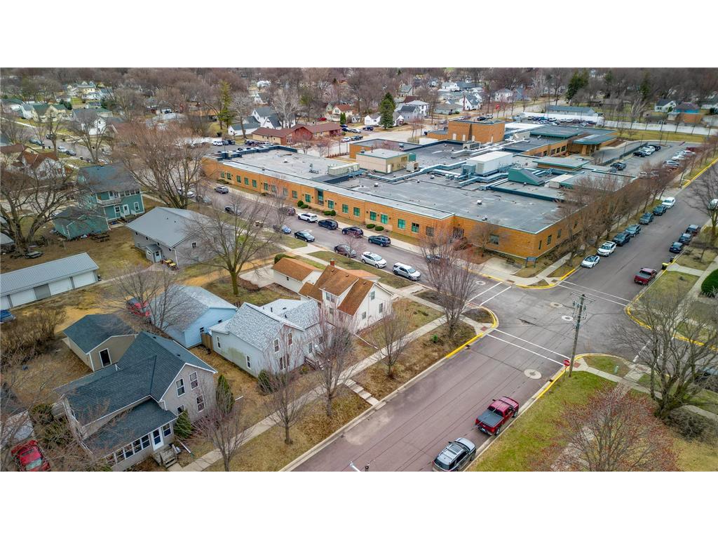 421 S Moore Street Blue Earth MN 56013 6743542 image31