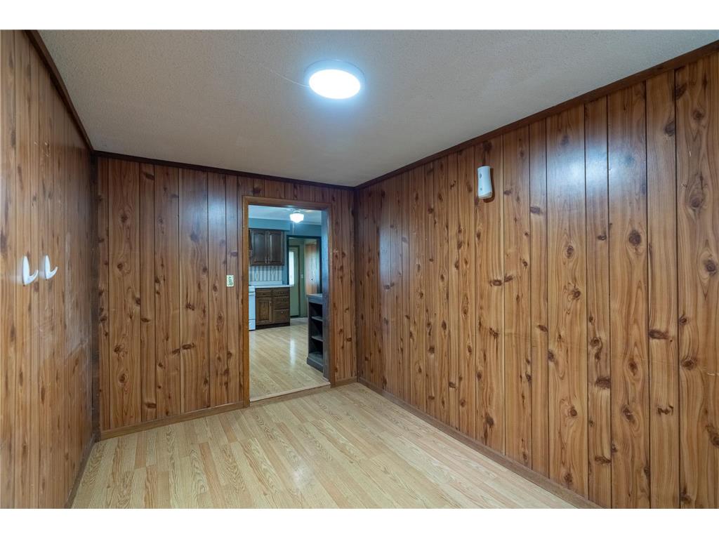 421 S Moore Street Blue Earth MN 56013 6743542 image9