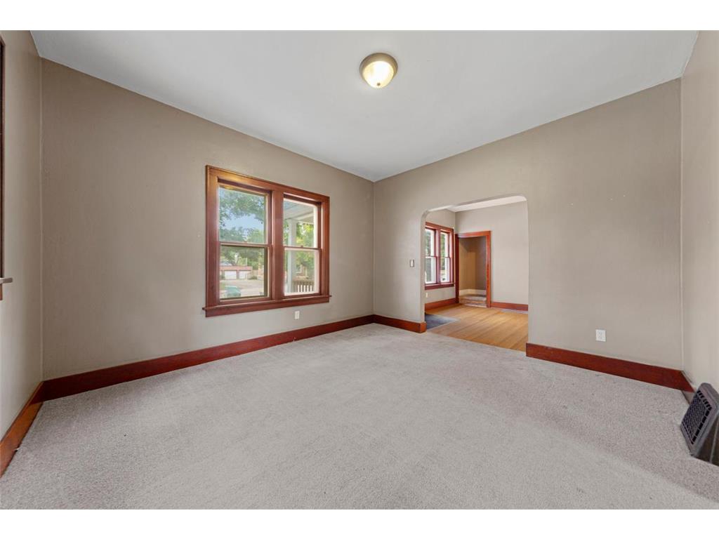 421 S Oak Avenue Owatonna MN 55060 6786084 image10