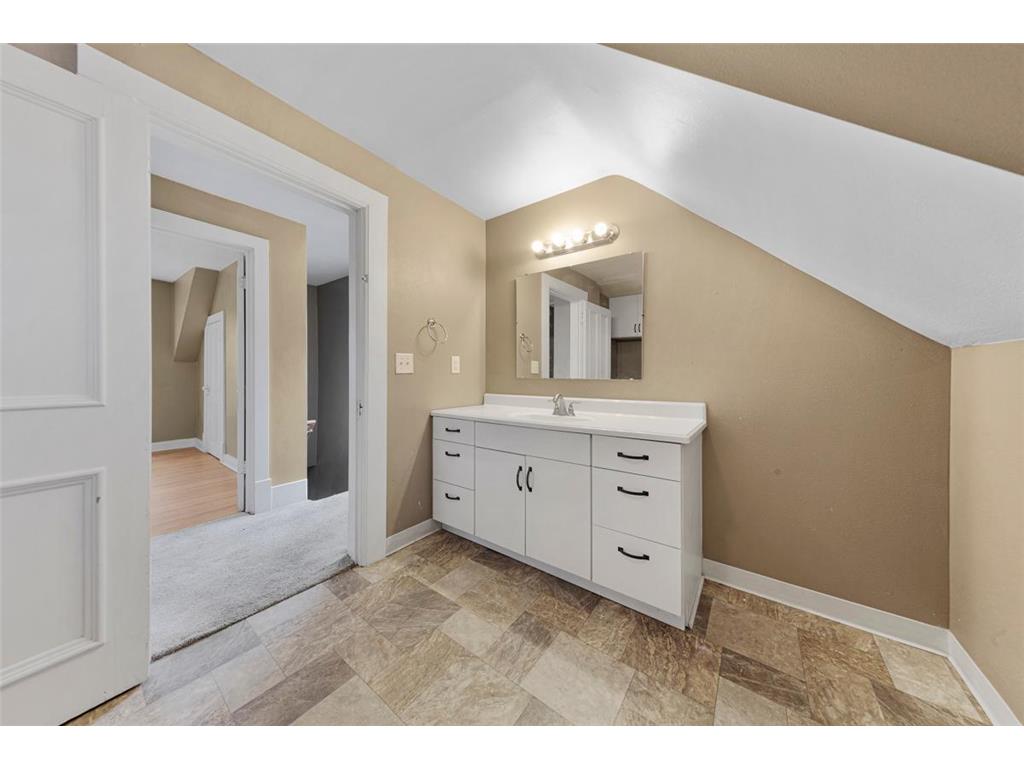 421 S Oak Avenue Owatonna MN 55060 6786084 image21