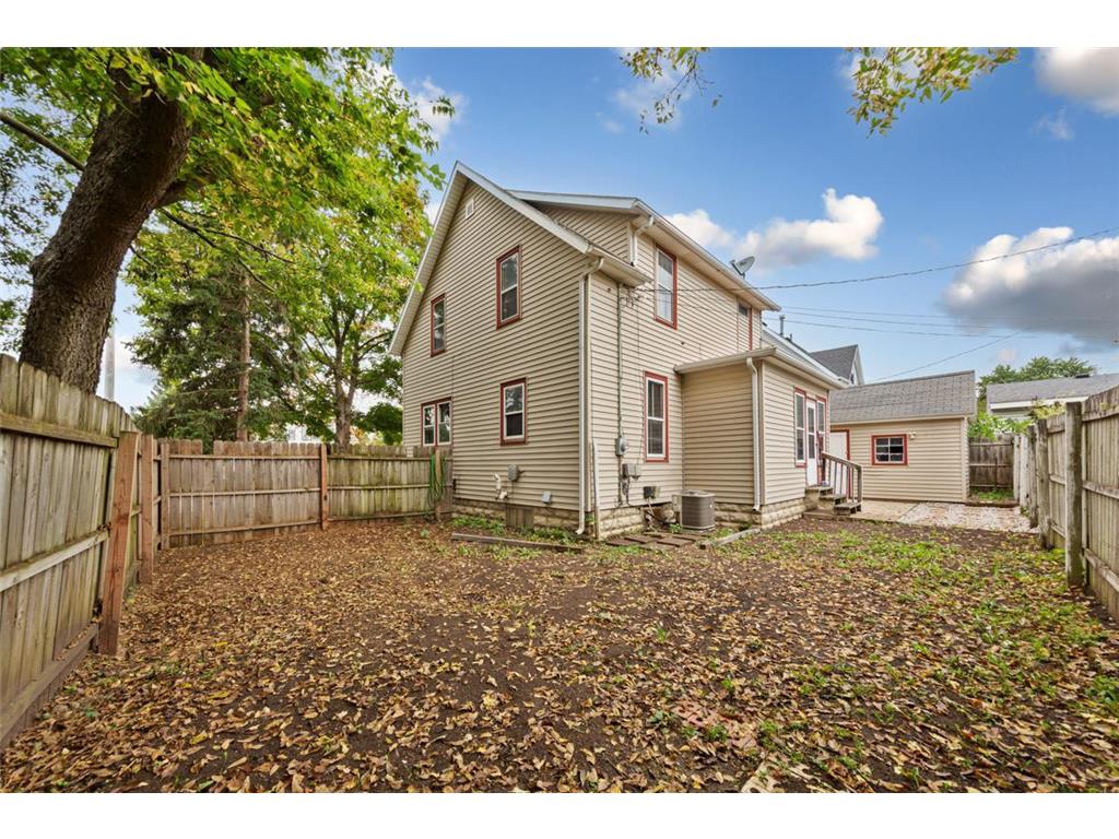 421 S Oak Avenue Owatonna MN 55060 6786084 image27