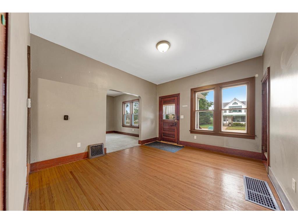 421 S Oak Avenue Owatonna MN 55060 6786084 image8