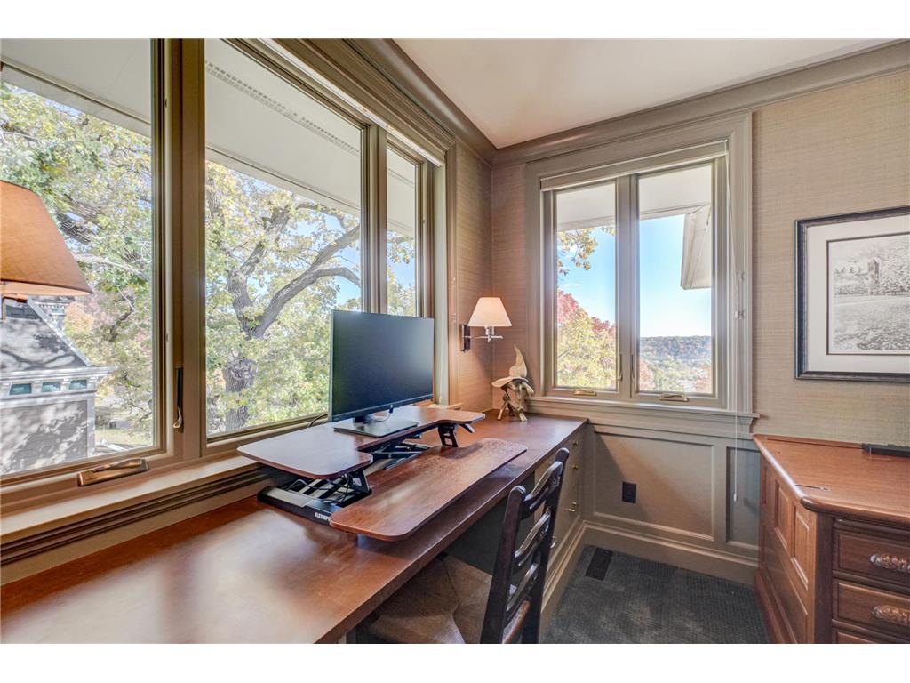 421 Summit Avenue #3 Saint Paul MN 55102 6797662 image10