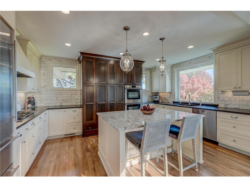 421 Summit Avenue #3 Saint Paul MN 55102 6797662 image6