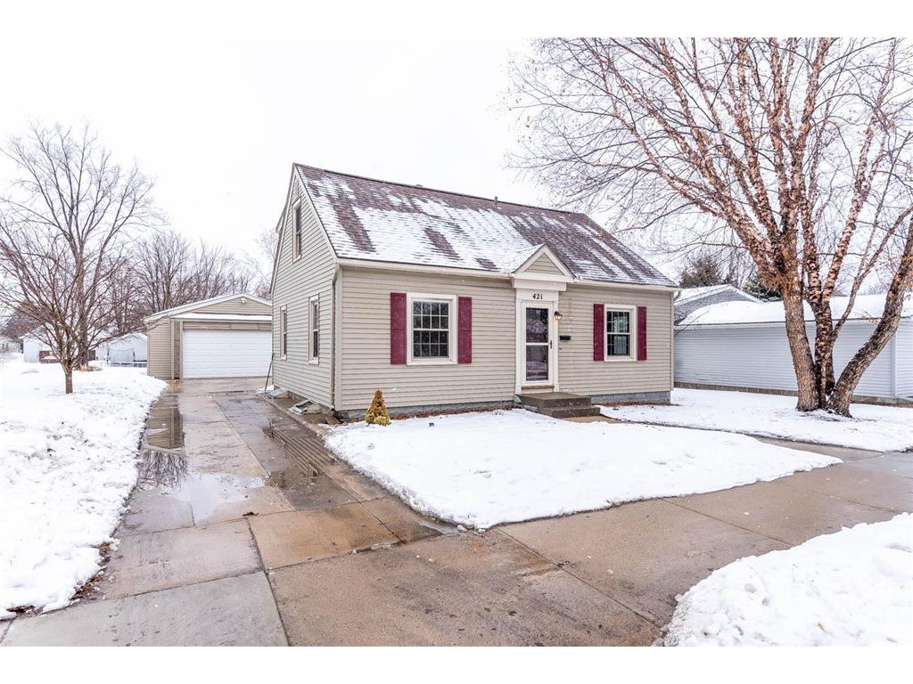 421 W Broadway Avenue Saint Peter MN 56082 6339268 image1