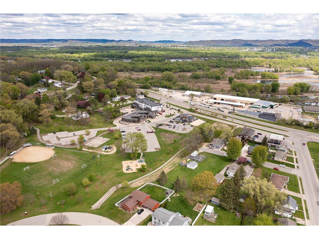 421 Walnut Place La Crescent MN 55947 7068242 image12